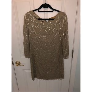 Alice + Olivia Lined Golden Beaded with Sleeves